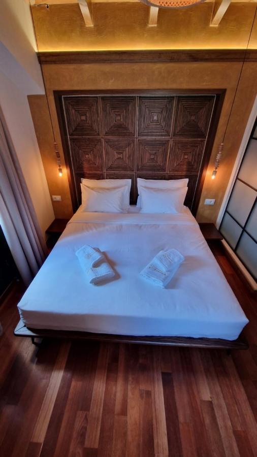 Bujtina Behram Hotel Корча Екстериор снимка
